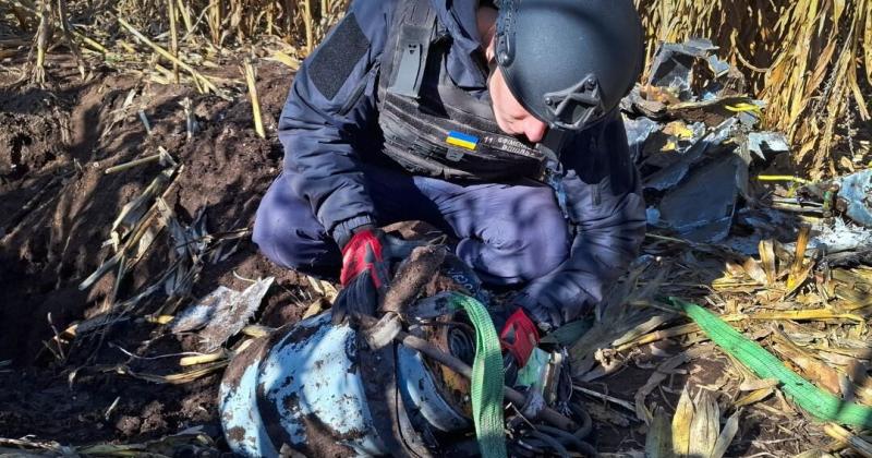 Сапери Державної служби з надзвичайних ситуацій успішно знайшли та вилучили бойову частину ворожого безпілотника 