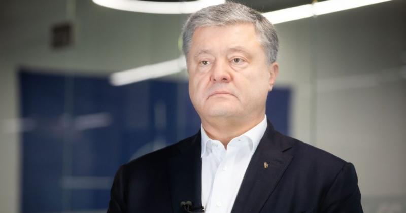 Блогер стверджує, що Порошенко не забезпечив доставку західної зброї в Україну.