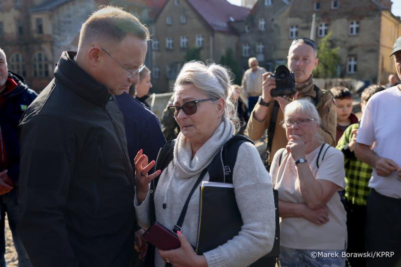 Дуда роз'яснив, чому не відвідав регіони, які постраждали від повені, раніше.