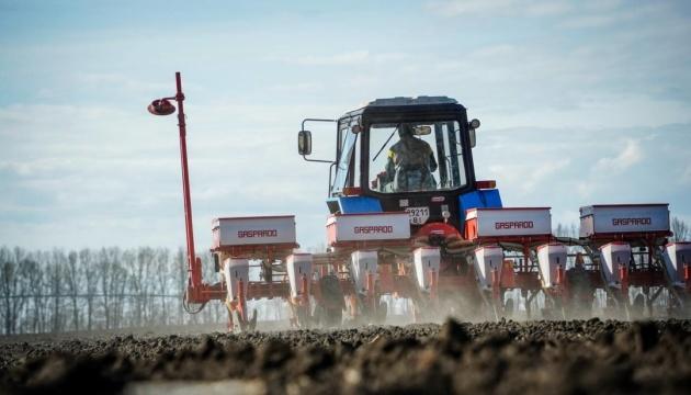 Аграрії з 14 регіонів успішно завершили посів озимих зернових культур.